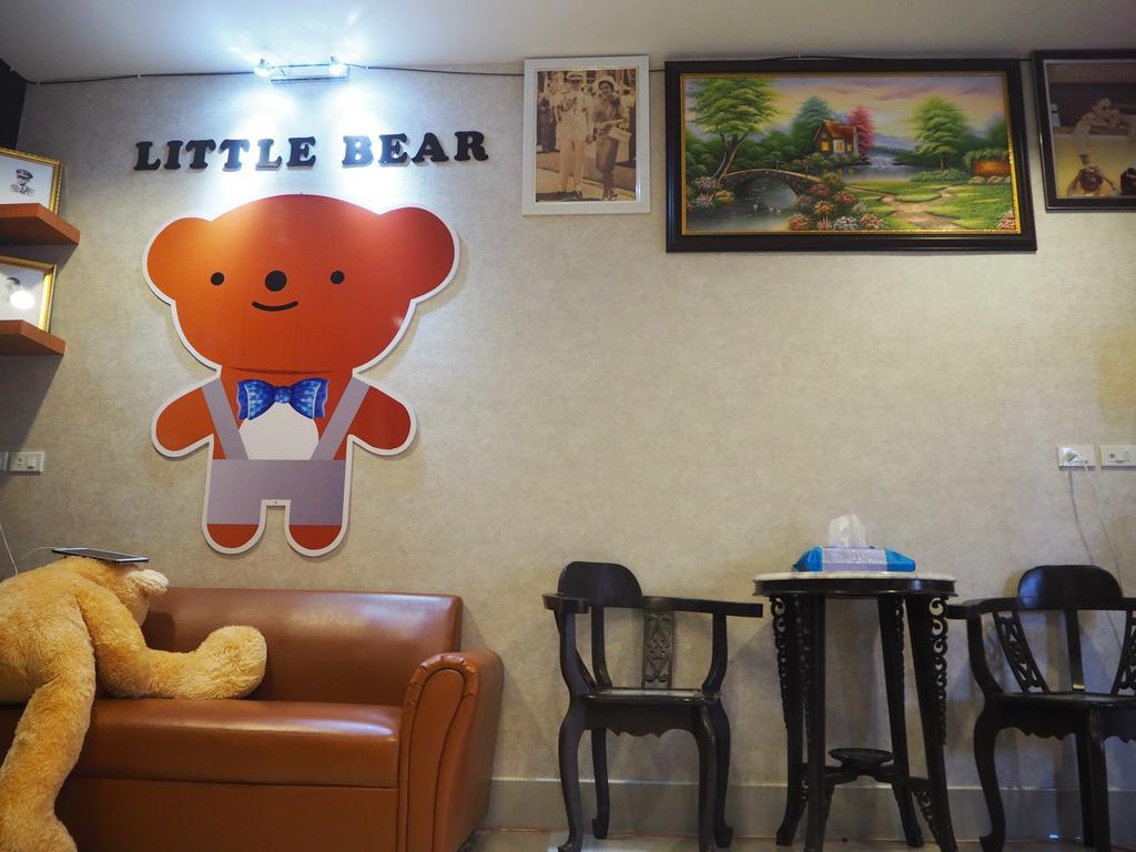 Little Bear Guest House And Restaurant Hat Yai Exterior photo